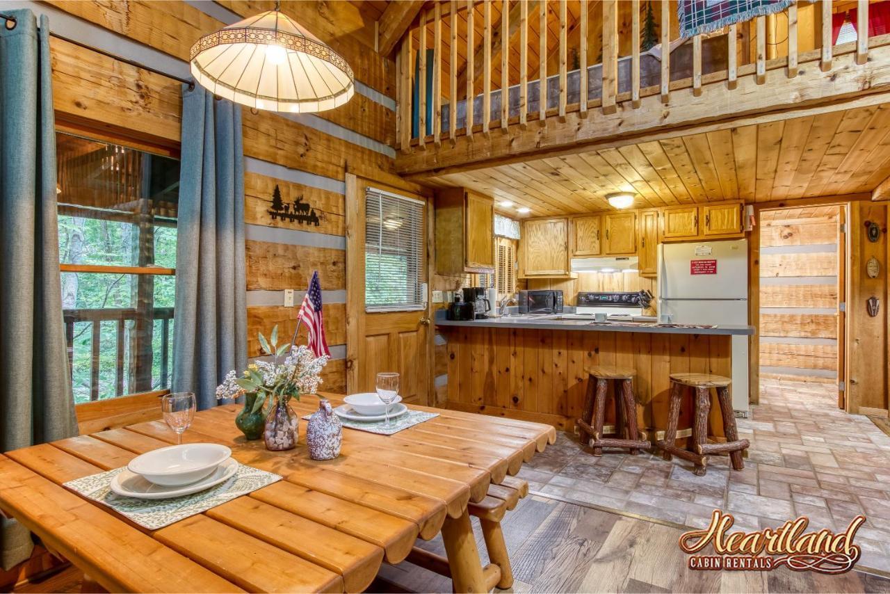 Cozy Mountain Hideaway Villa Gatlinburg Exterior foto